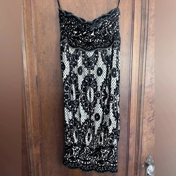 Diane von Furstenberg Black Cream Print Velvet Strapless Dress Women XS - Picture 5 of 9